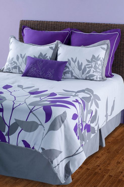 Shadow Floral Medallion Reversible Comforter Set by Rizzy Home
